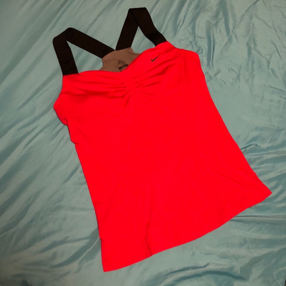 Nike tank